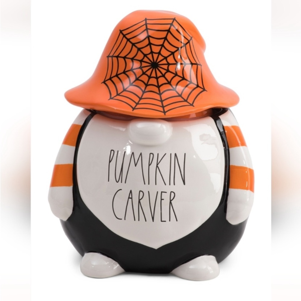 “Pumpkin Carver” gnome canister